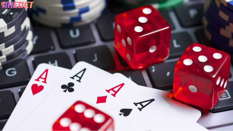 Tìm hiểu về luật tái gửi ù đền trong game bài Phỏm hiện nay
